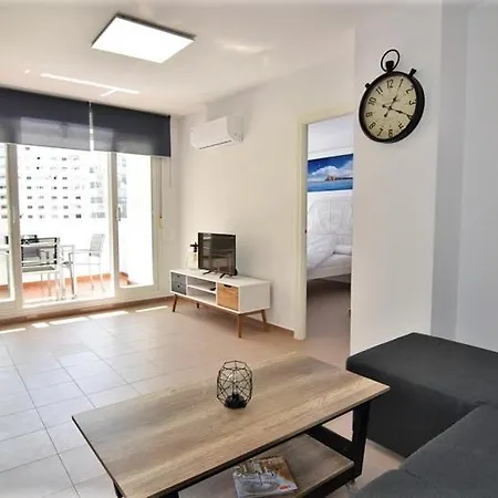 Cala De Benidorm Holidays * Кала-де-Финистрат