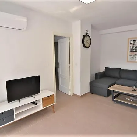 Cala De Benidorm Holidays Daire
